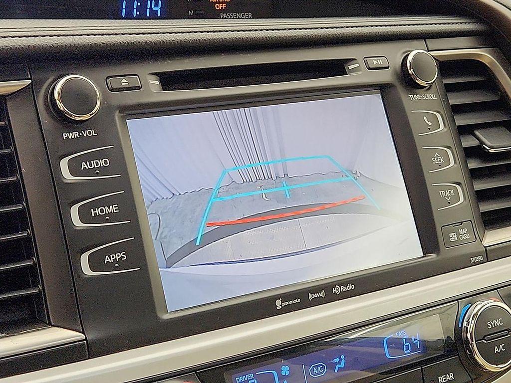 used 2019 Toyota Highlander car, priced at $23,993