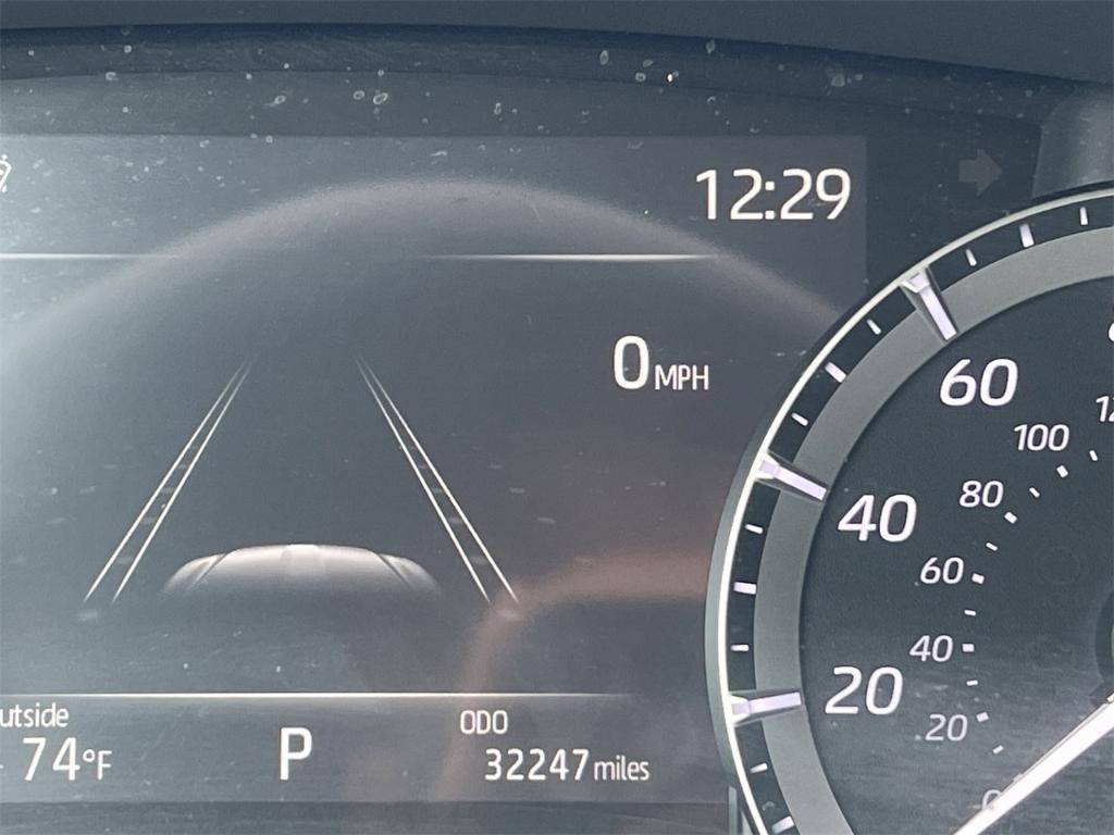 used 2021 Toyota Highlander car, priced at $31,000