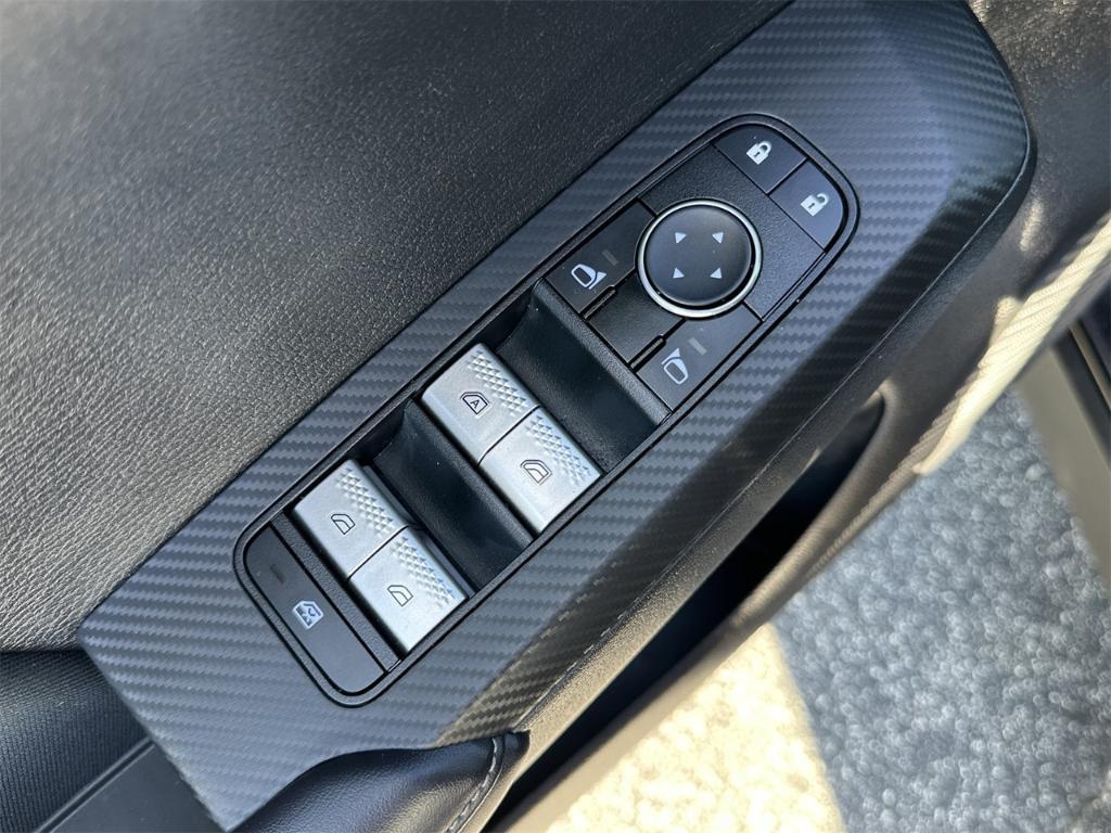 used 2024 Mitsubishi Outlander car, priced at $23,849