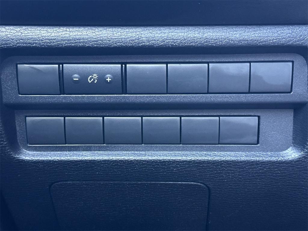 used 2024 Mitsubishi Outlander car, priced at $23,849