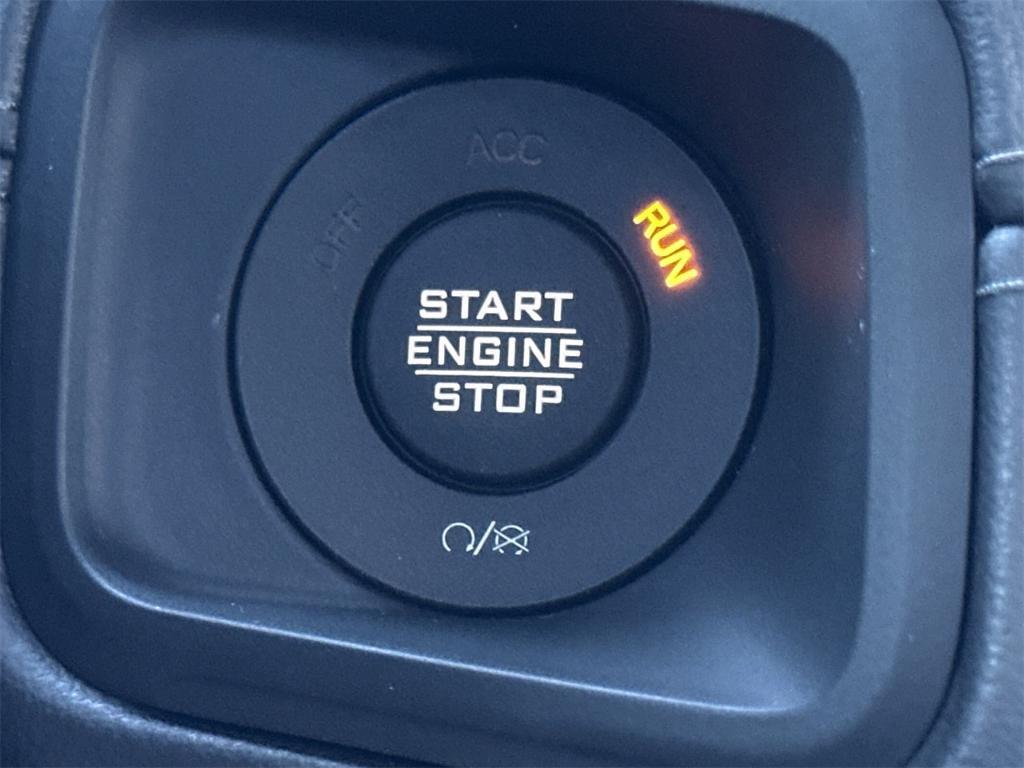 new 2025 Jeep Wrangler car