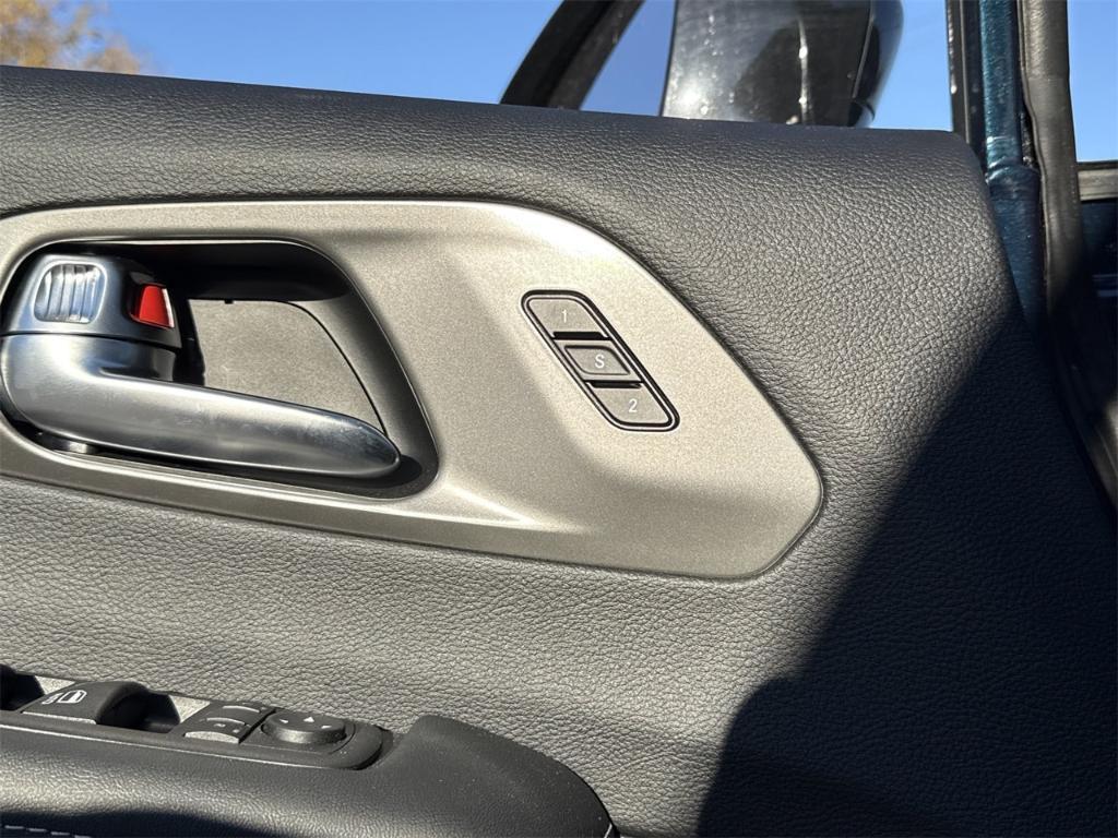 new 2025 Chrysler Pacifica car