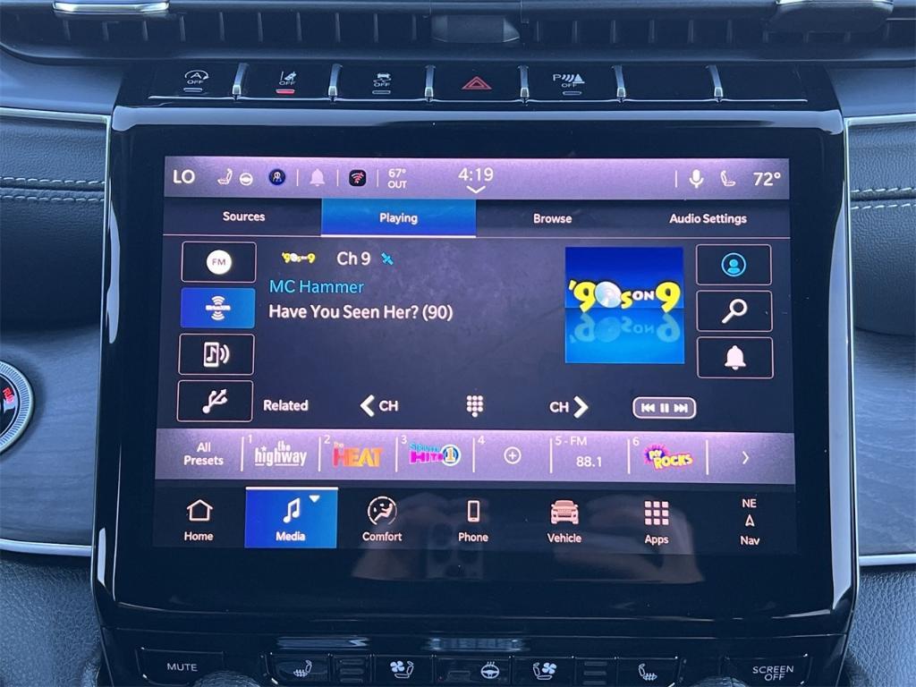 new 2025 Jeep Grand Cherokee car, priced at $55,660