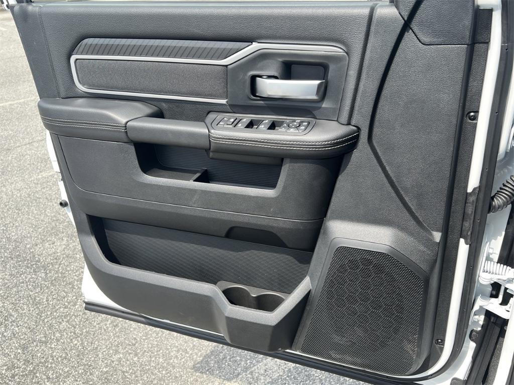 new 2025 Ram 2500 car