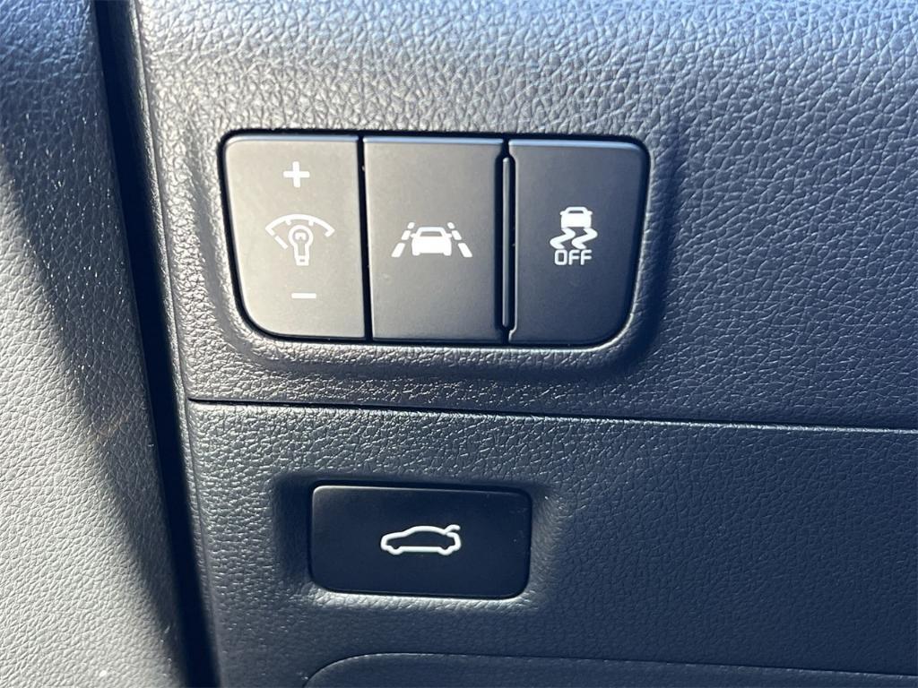 used 2022 Kia K5 car, priced at $19,000