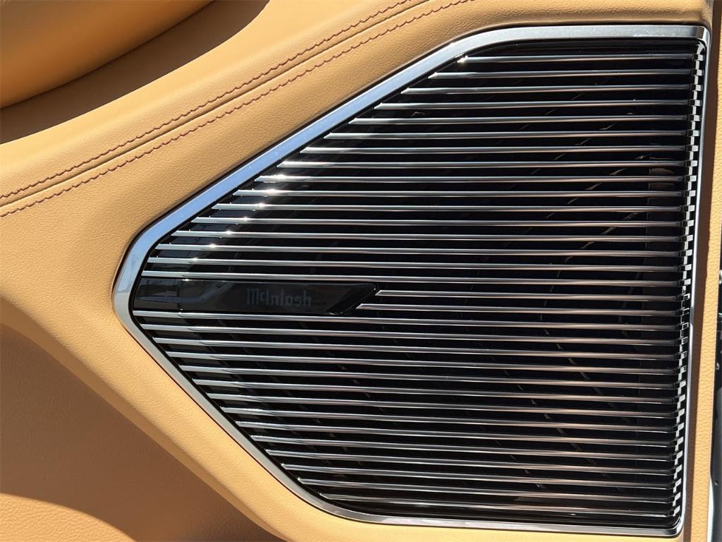 new 2025 Jeep Grand Cherokee car, priced at $70,830