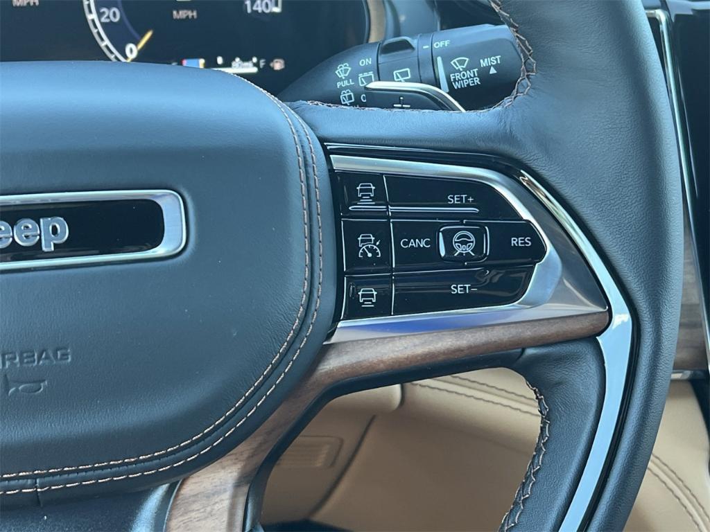 new 2025 Jeep Grand Cherokee car, priced at $70,830
