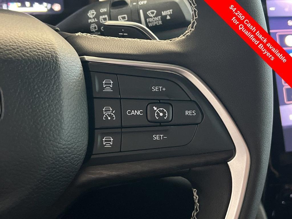 new 2025 Jeep Grand Cherokee car, priced at $49,421