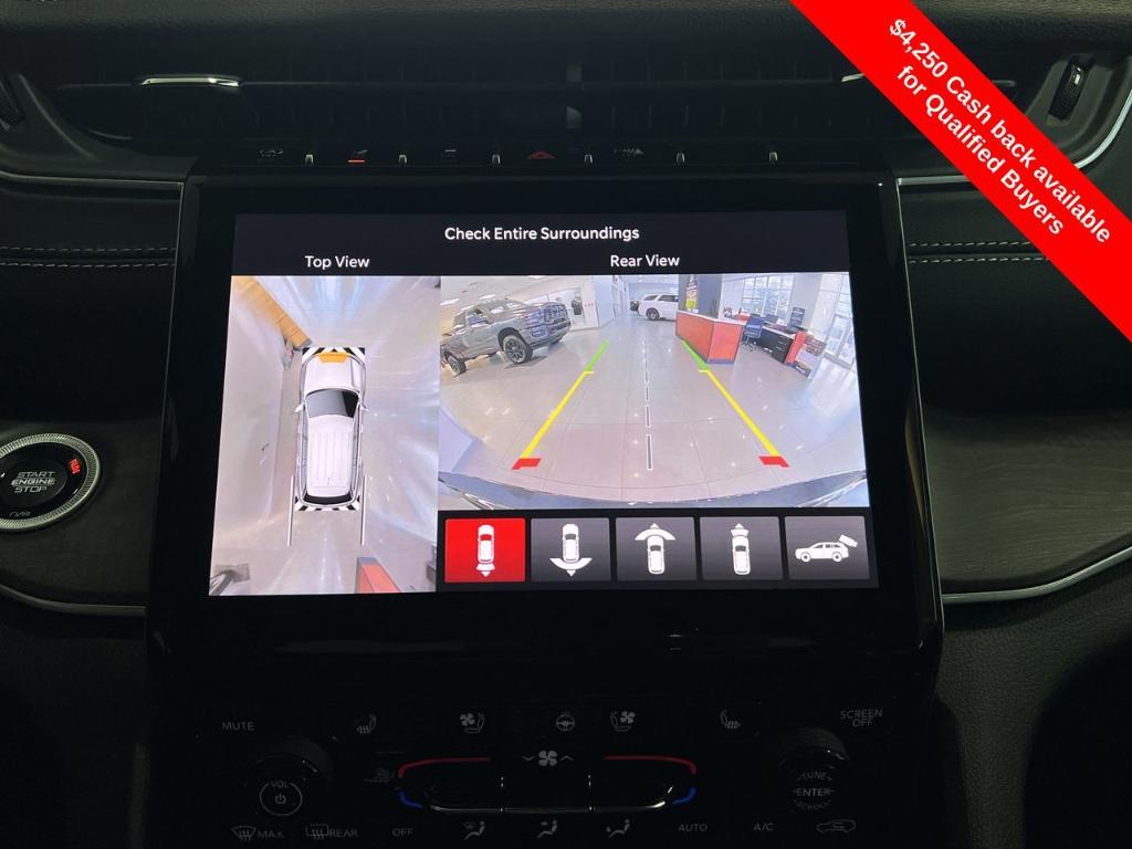 new 2025 Jeep Grand Cherokee car, priced at $49,421