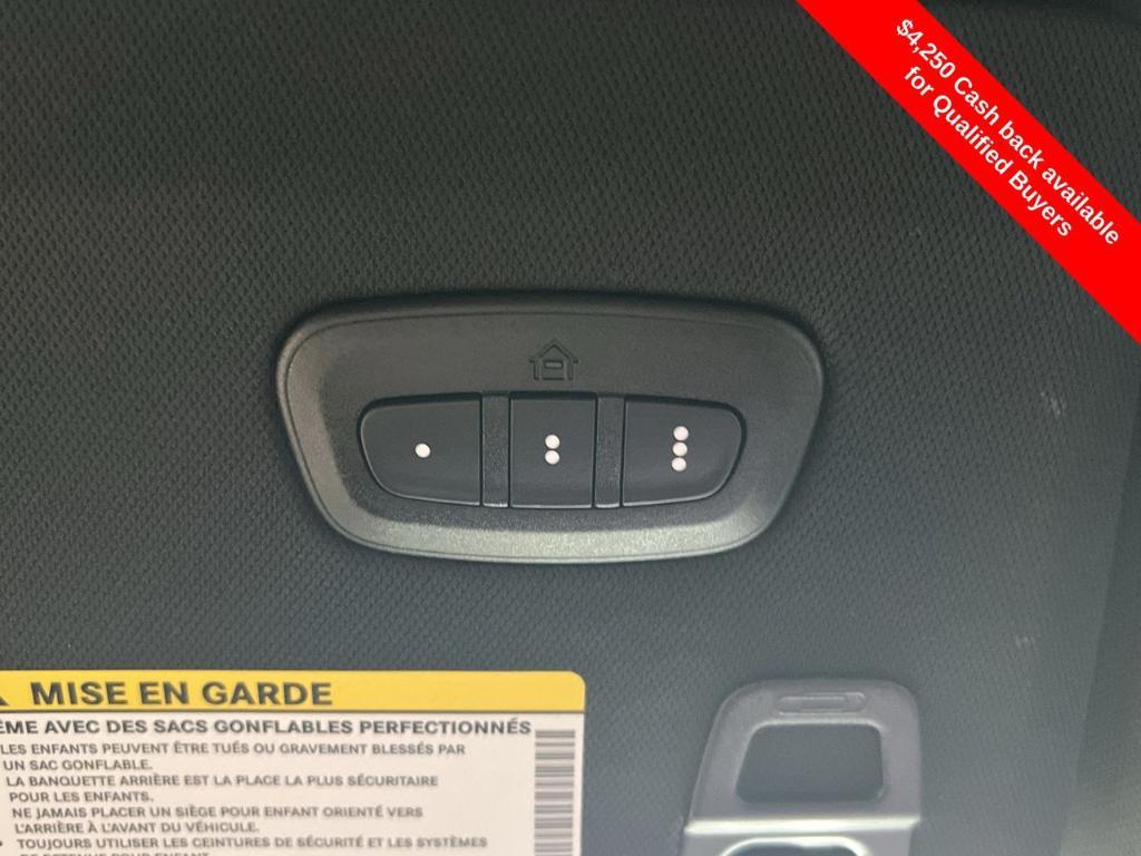 new 2025 Jeep Grand Cherokee car, priced at $49,421