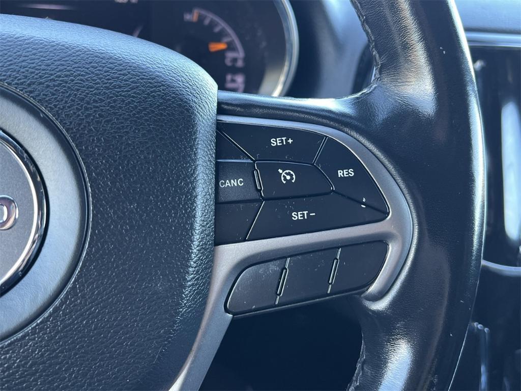 used 2020 Jeep Grand Cherokee car, priced at $18,140