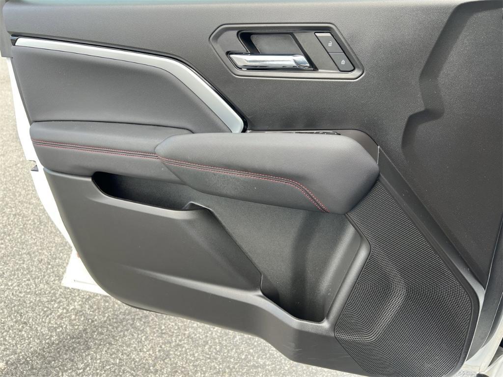 used 2023 Chevrolet Colorado car, priced at $33,000