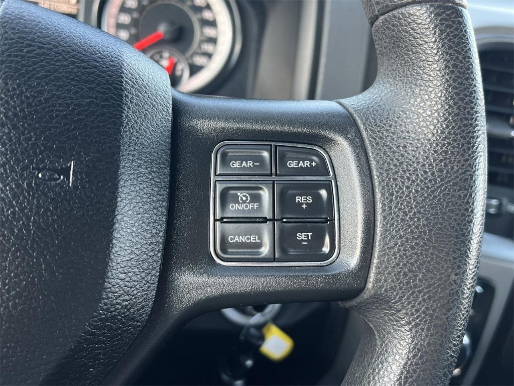 used 2019 Ram 1500 Classic car, priced at $18,413