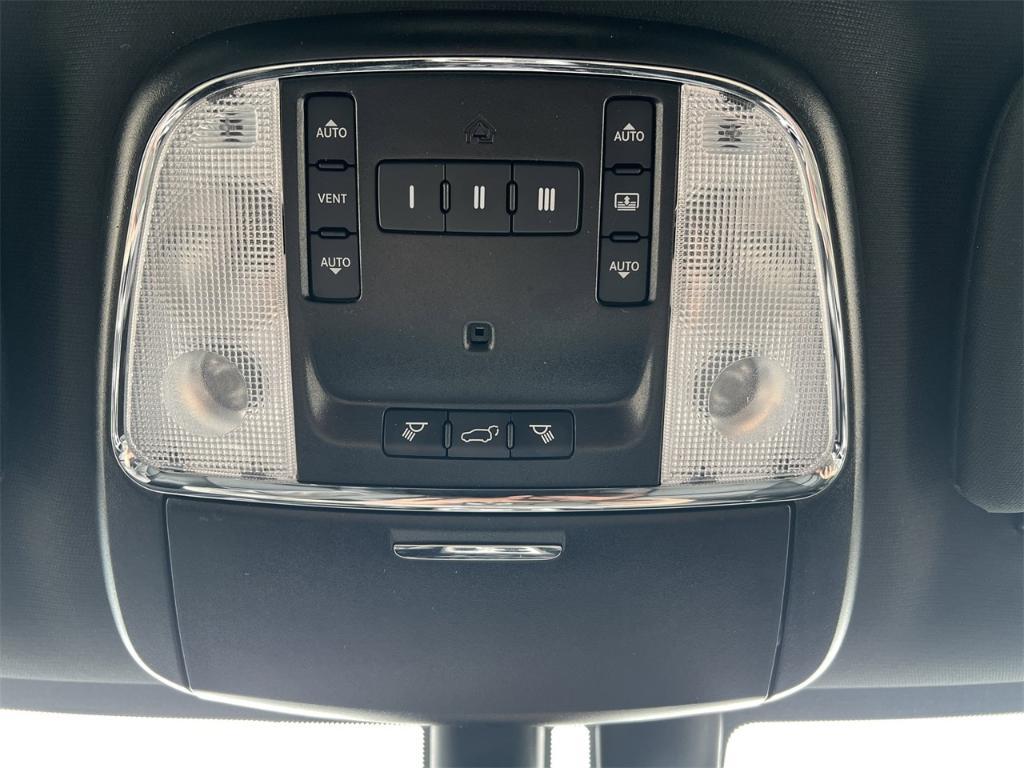 used 2020 Jeep Grand Cherokee car, priced at $20,357