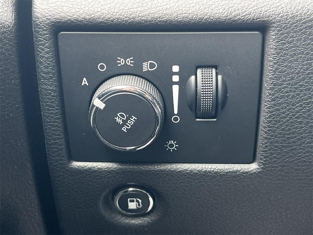 used 2020 Jeep Grand Cherokee car, priced at $20,357