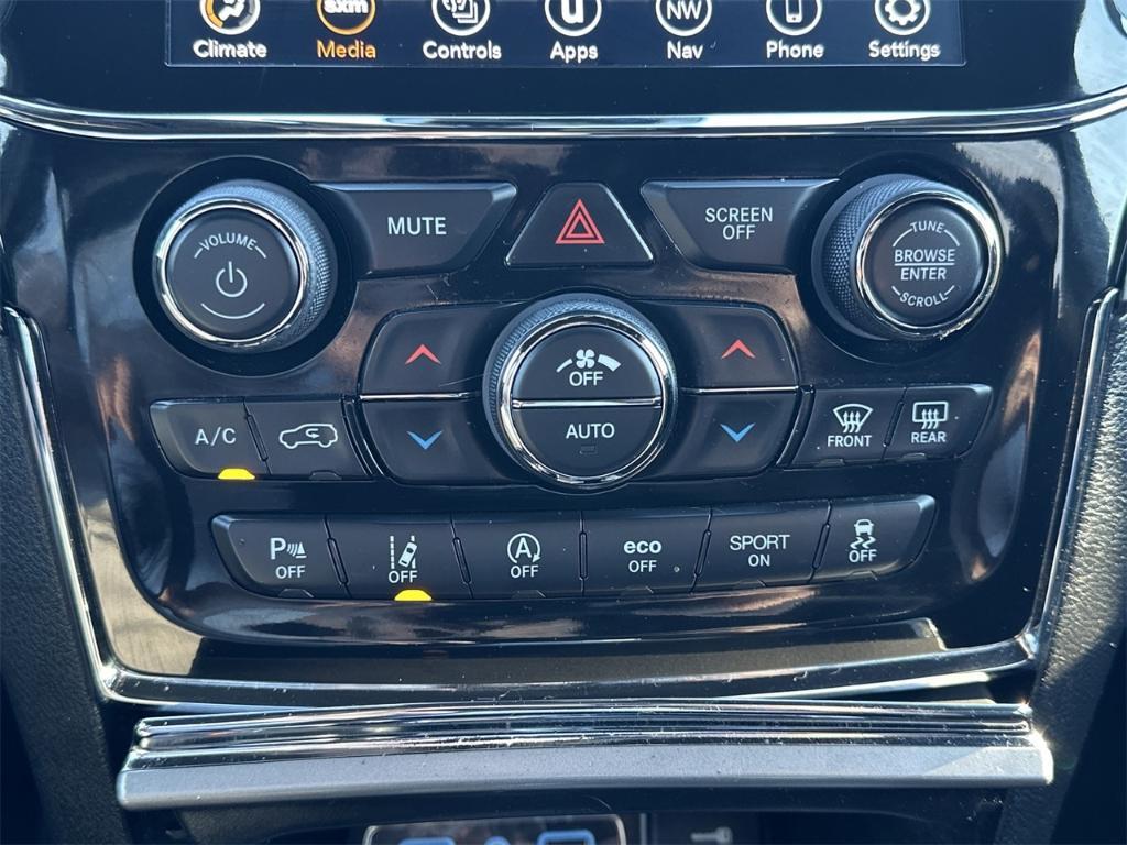 used 2021 Jeep Grand Cherokee car, priced at $18,500