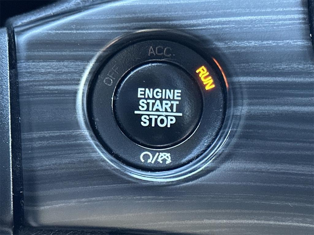 used 2021 Jeep Grand Cherokee car, priced at $18,500