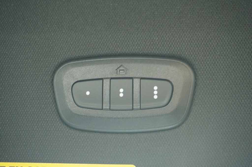 new 2025 Jeep Grand Cherokee car, priced at $45,102