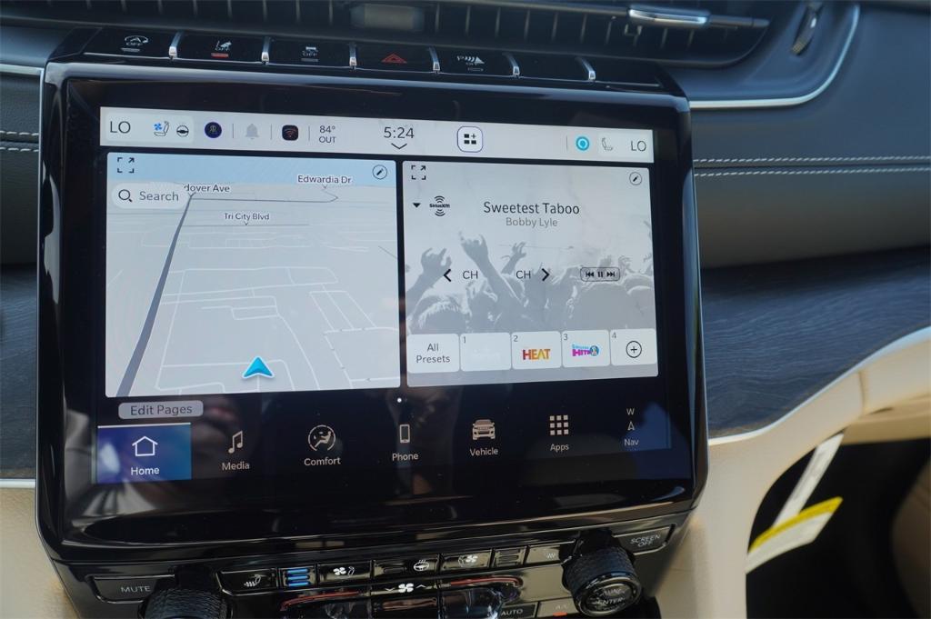 new 2025 Jeep Grand Cherokee car, priced at $55,660