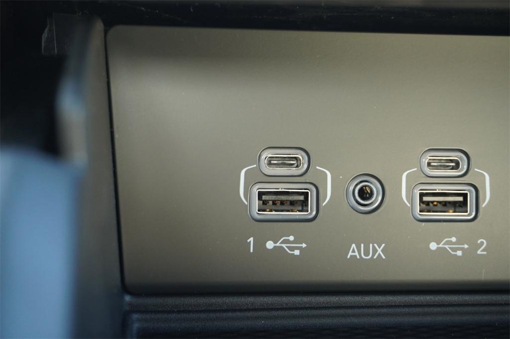 new 2025 Jeep Grand Cherokee car, priced at $55,660