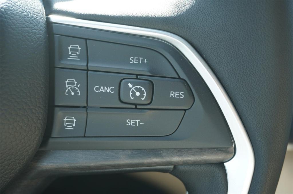 new 2025 Jeep Grand Cherokee car, priced at $55,660