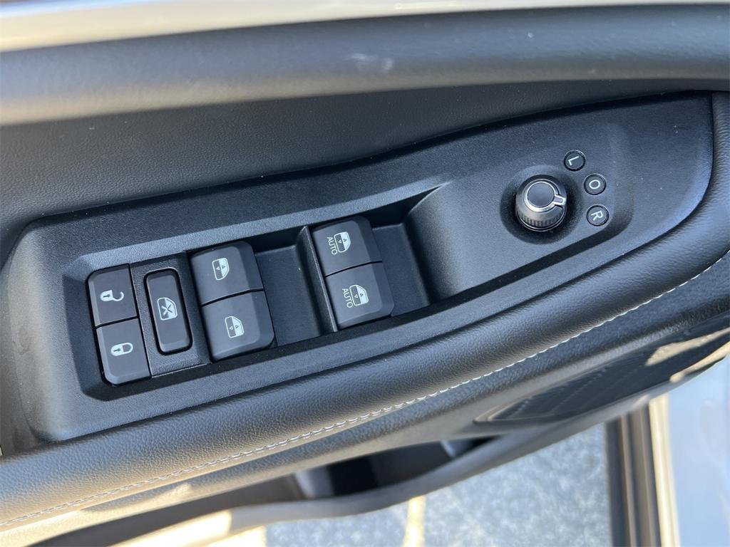 new 2025 Jeep Grand Cherokee L car, priced at $55,835