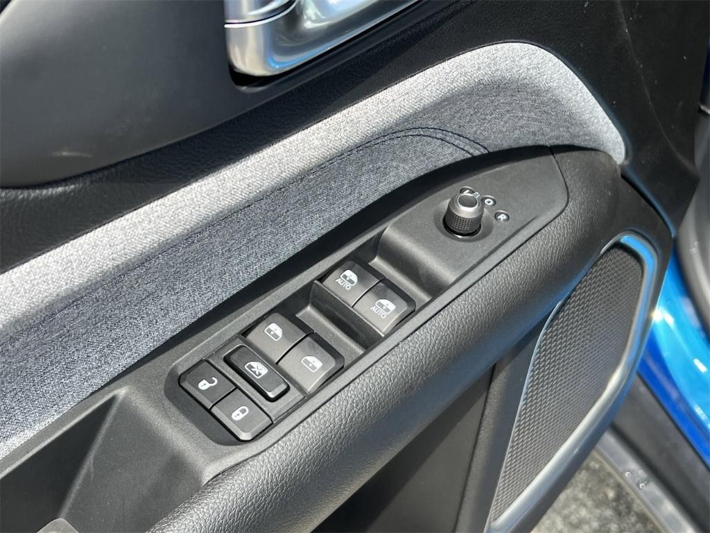 new 2025 Jeep Compass car, priced at $30,760