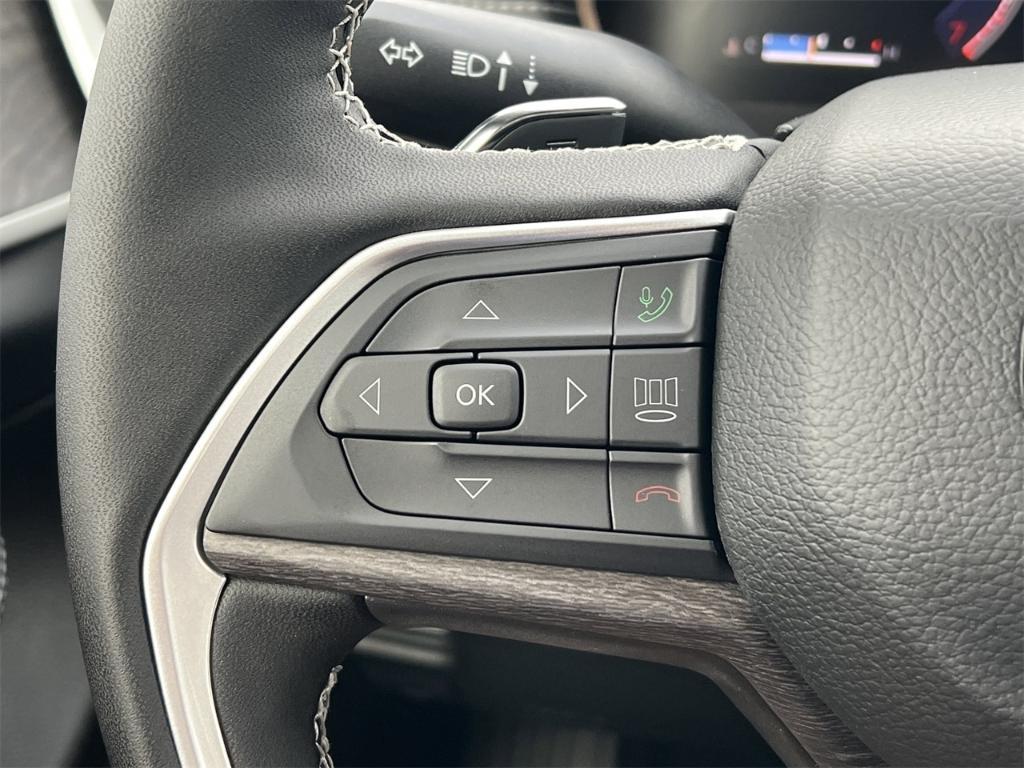 new 2025 Jeep Grand Cherokee car, priced at $55,660