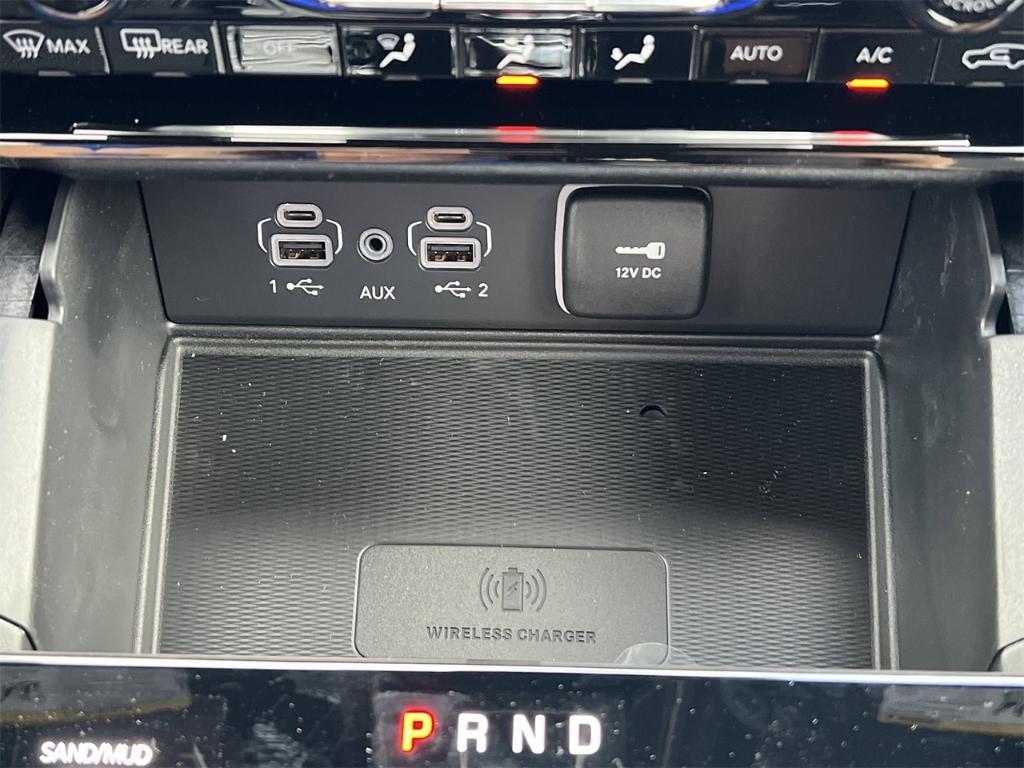 new 2025 Jeep Grand Cherokee car, priced at $55,660