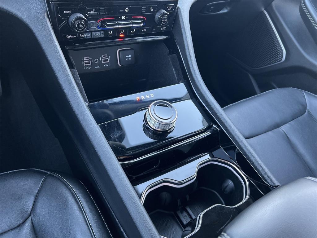 used 2022 Jeep Grand Cherokee L car, priced at $28,000