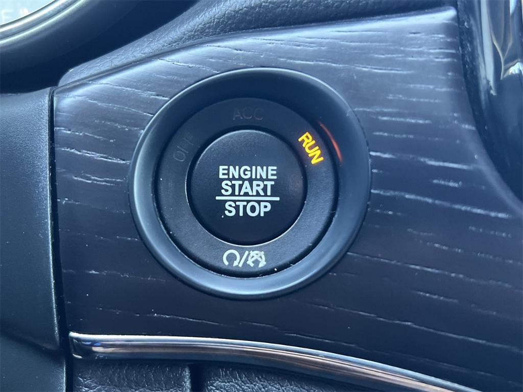 used 2021 Jeep Grand Cherokee car, priced at $23,500