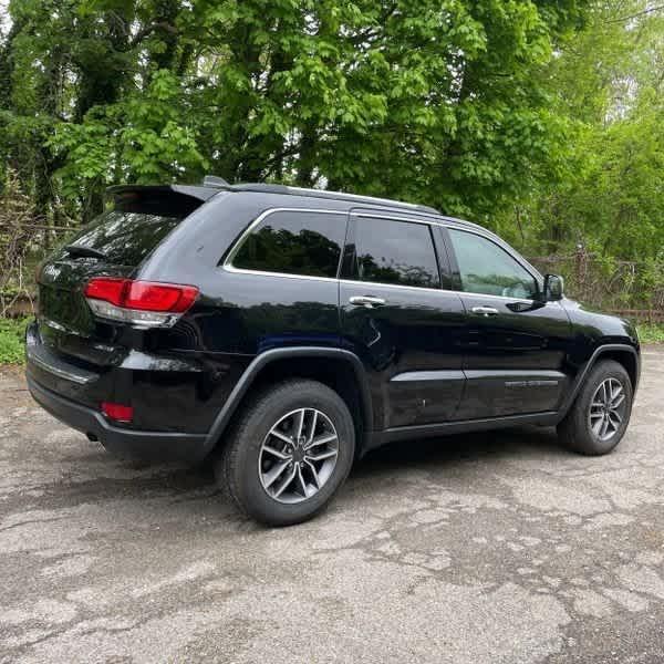 used 2020 Jeep Grand Cherokee car, priced at $26,195
