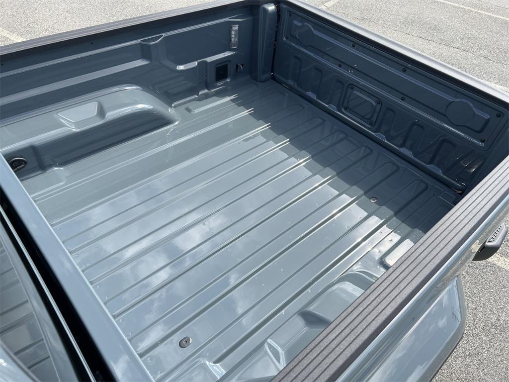 new 2025 Jeep Gladiator car, priced at $48,685