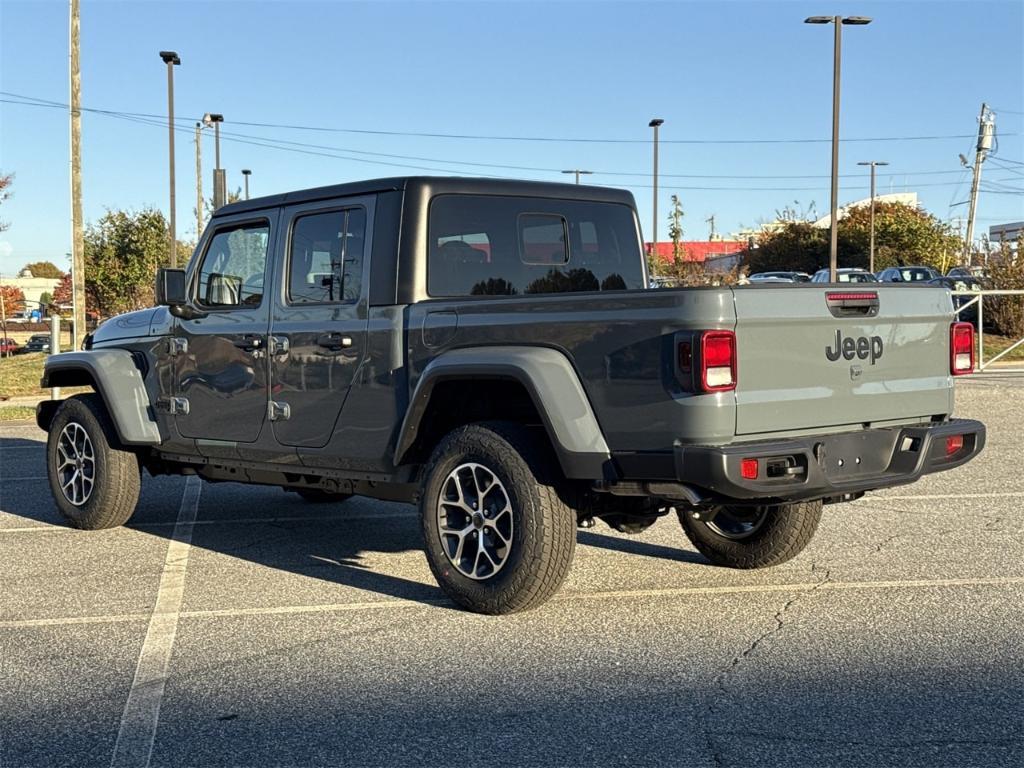 new 2026 Jeep Gladiator car, priced at $52,390