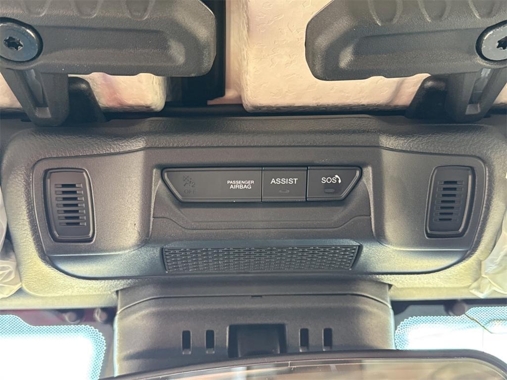 new 2026 Jeep Gladiator car, priced at $52,390