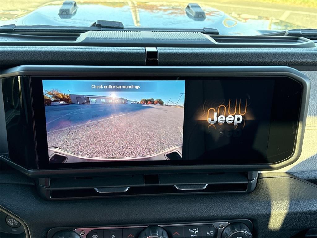 new 2026 Jeep Gladiator car, priced at $52,390