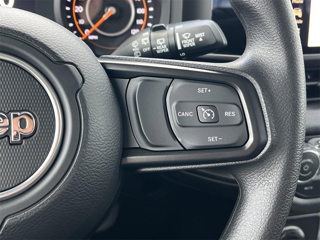 new 2026 Jeep Wrangler car, priced at $44,570