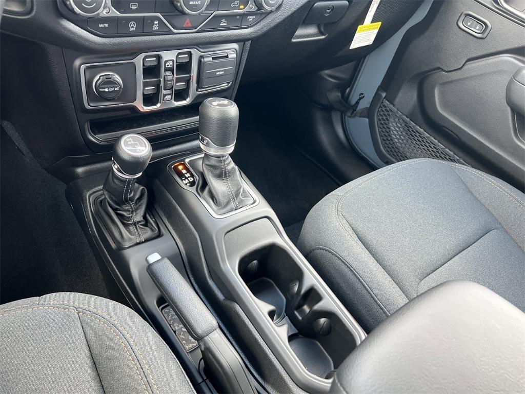 new 2026 Jeep Wrangler car, priced at $44,570