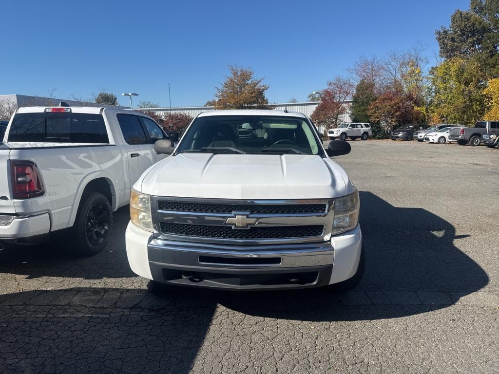 used 2009 Chevrolet Silverado 1500 car, priced at $10,000