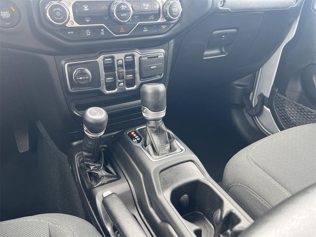 used 2022 Jeep Gladiator car, priced at $31,000