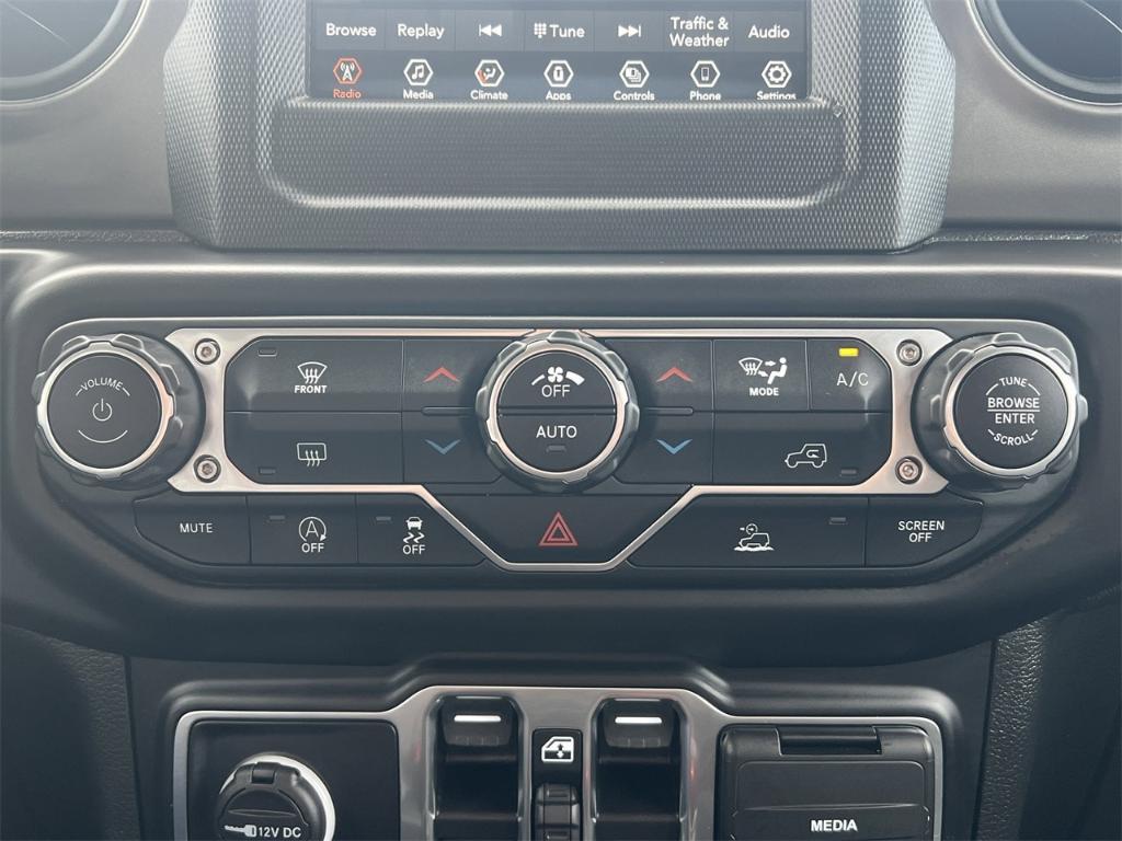 used 2022 Jeep Gladiator car, priced at $31,000