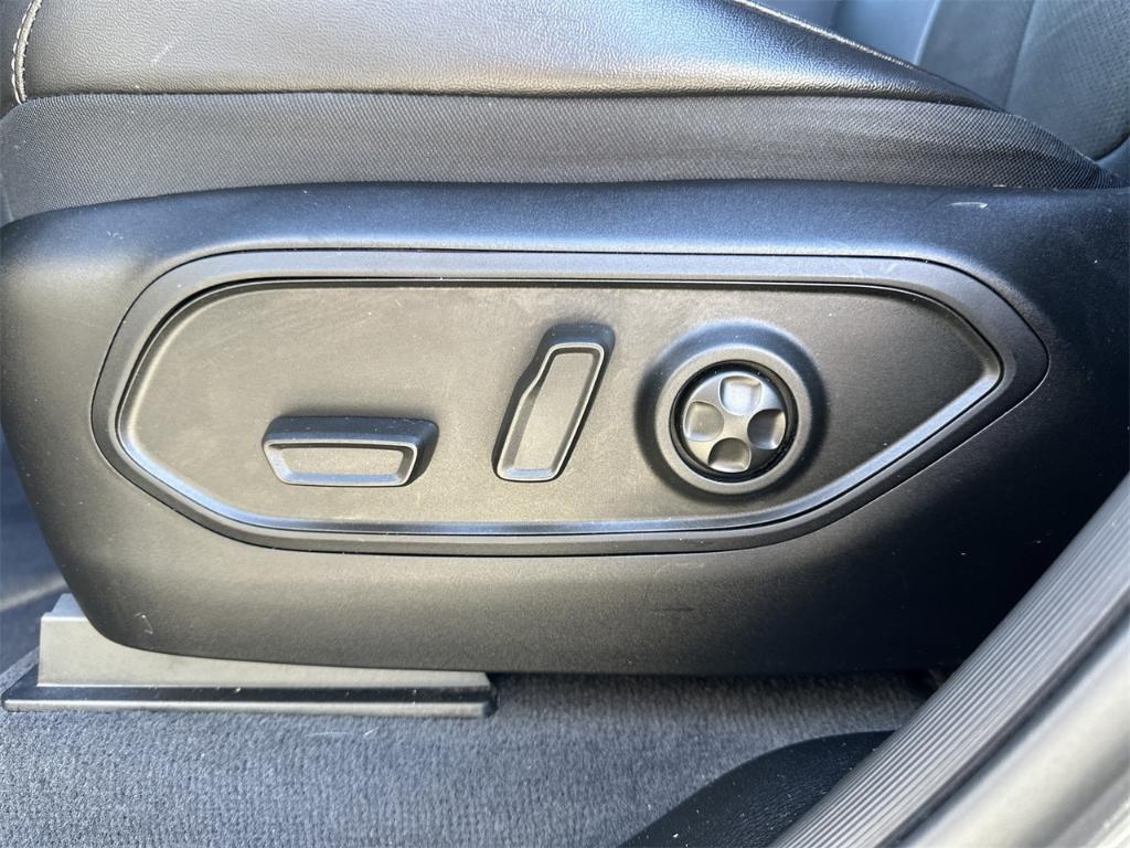 used 2023 Jeep Grand Cherokee car, priced at $31,500