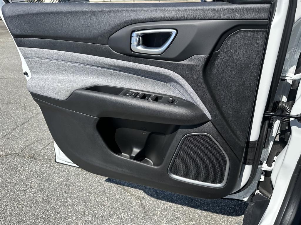 new 2025 Jeep Compass car, priced at $30,165