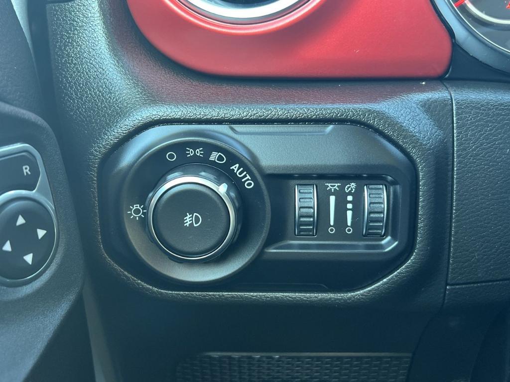 used 2022 Jeep Wrangler Unlimited car, priced at $33,700