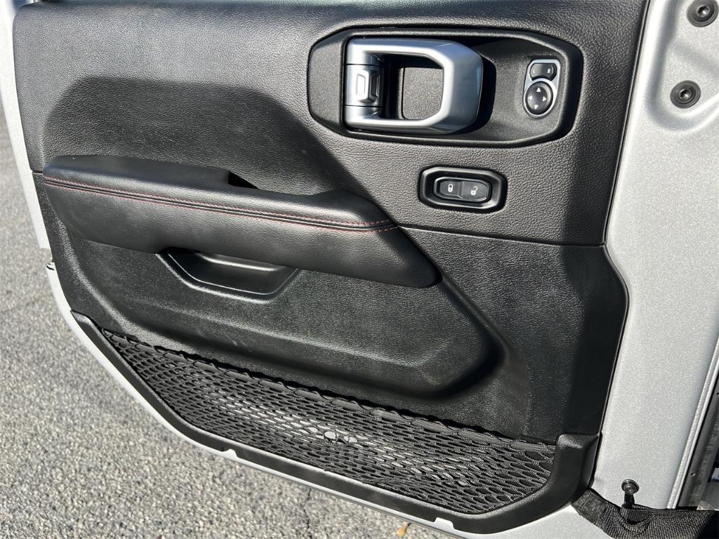 used 2022 Jeep Wrangler Unlimited car, priced at $34,301