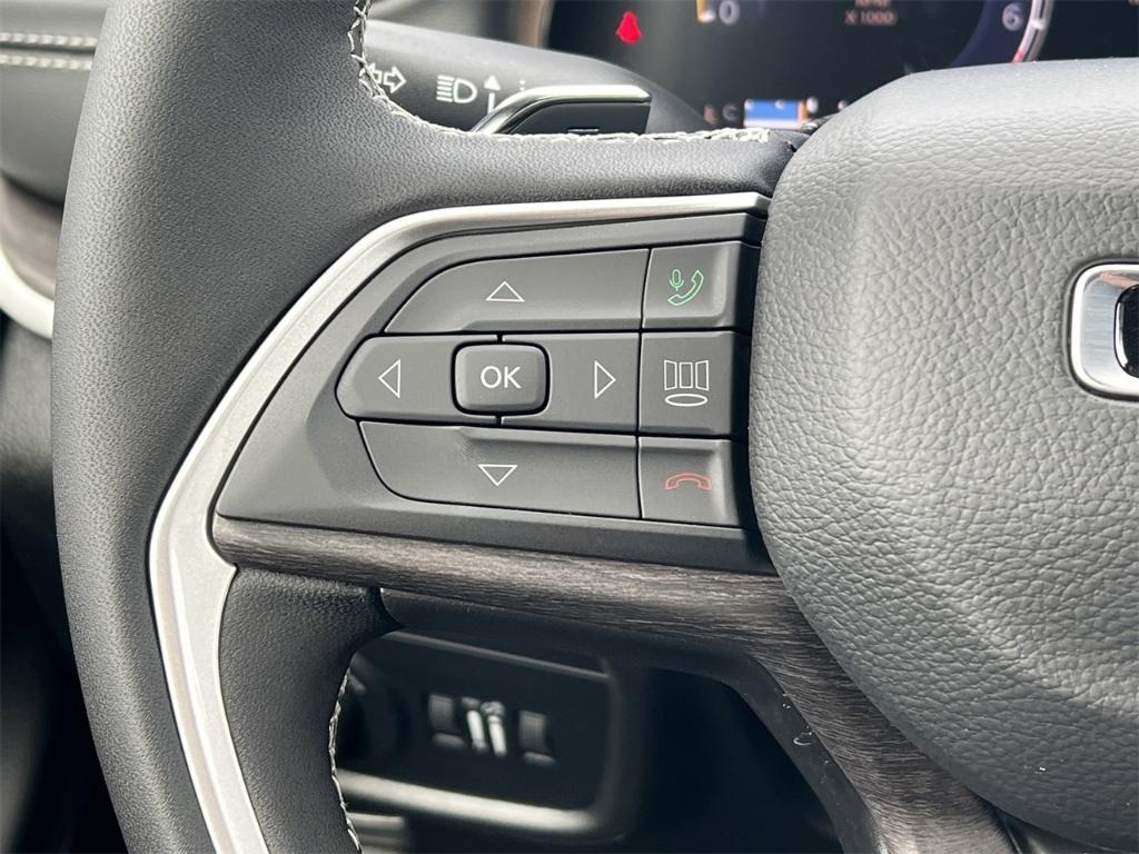 new 2025 Jeep Grand Cherokee car