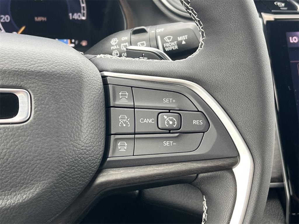 new 2025 Jeep Grand Cherokee car