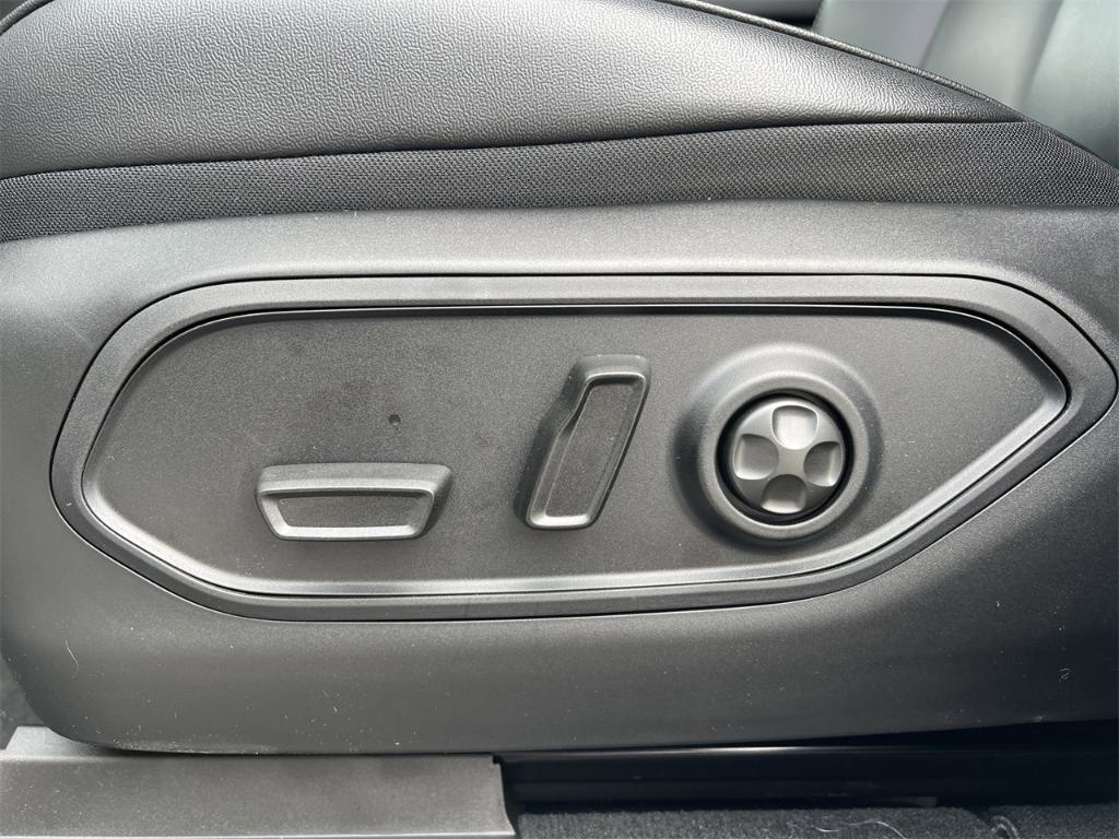 new 2025 Jeep Grand Cherokee car