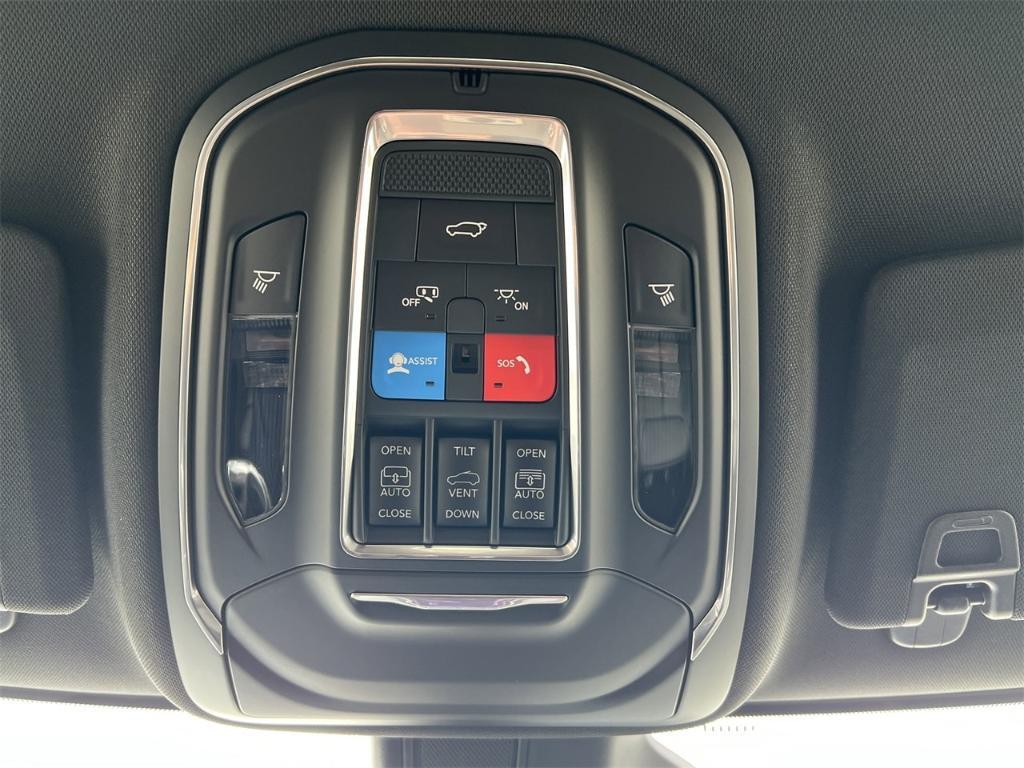 new 2025 Jeep Grand Cherokee car