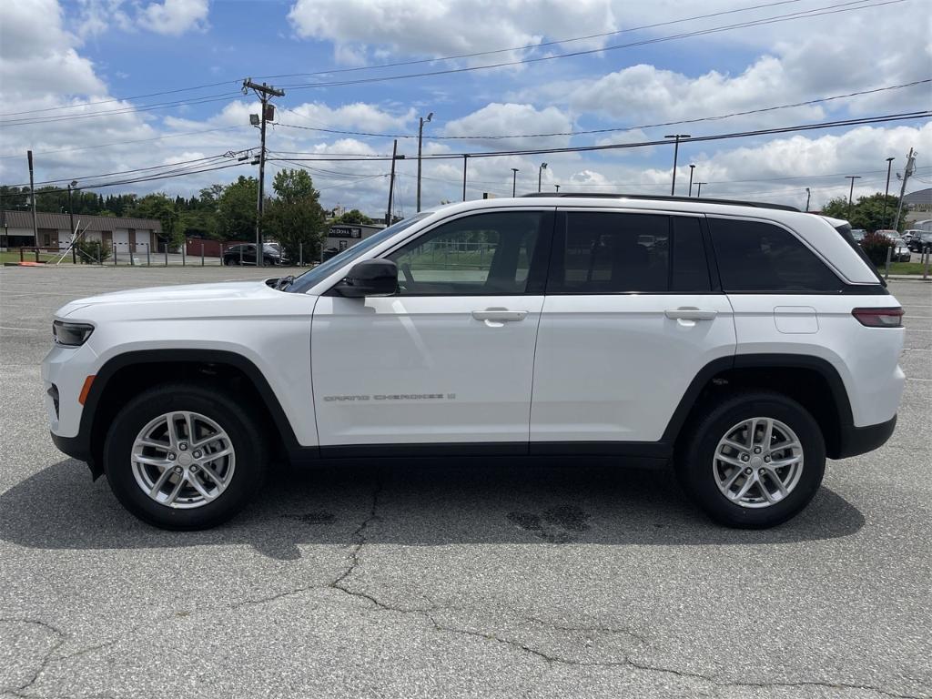 new 2025 Jeep Grand Cherokee car, priced at $41,575